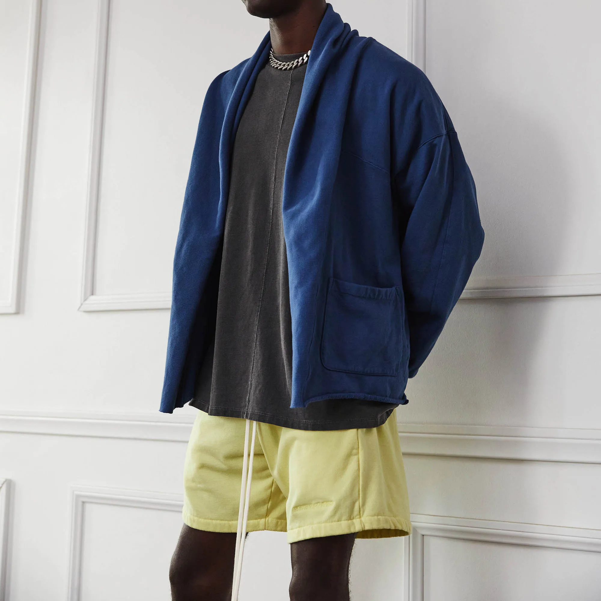 loop terry standard sweatshort / canary yellow